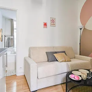 Appartement Equipe Dans Le Quartier Montparnasse, Paris