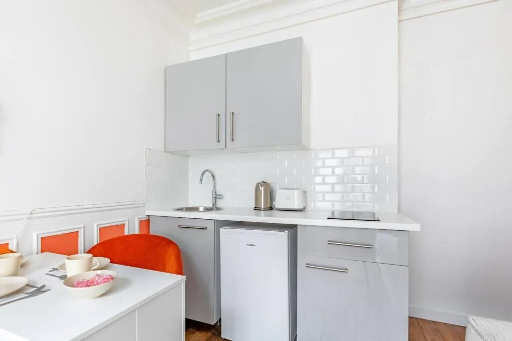 شقة Appartement Colore Et Lumineux A باريس فرنسا